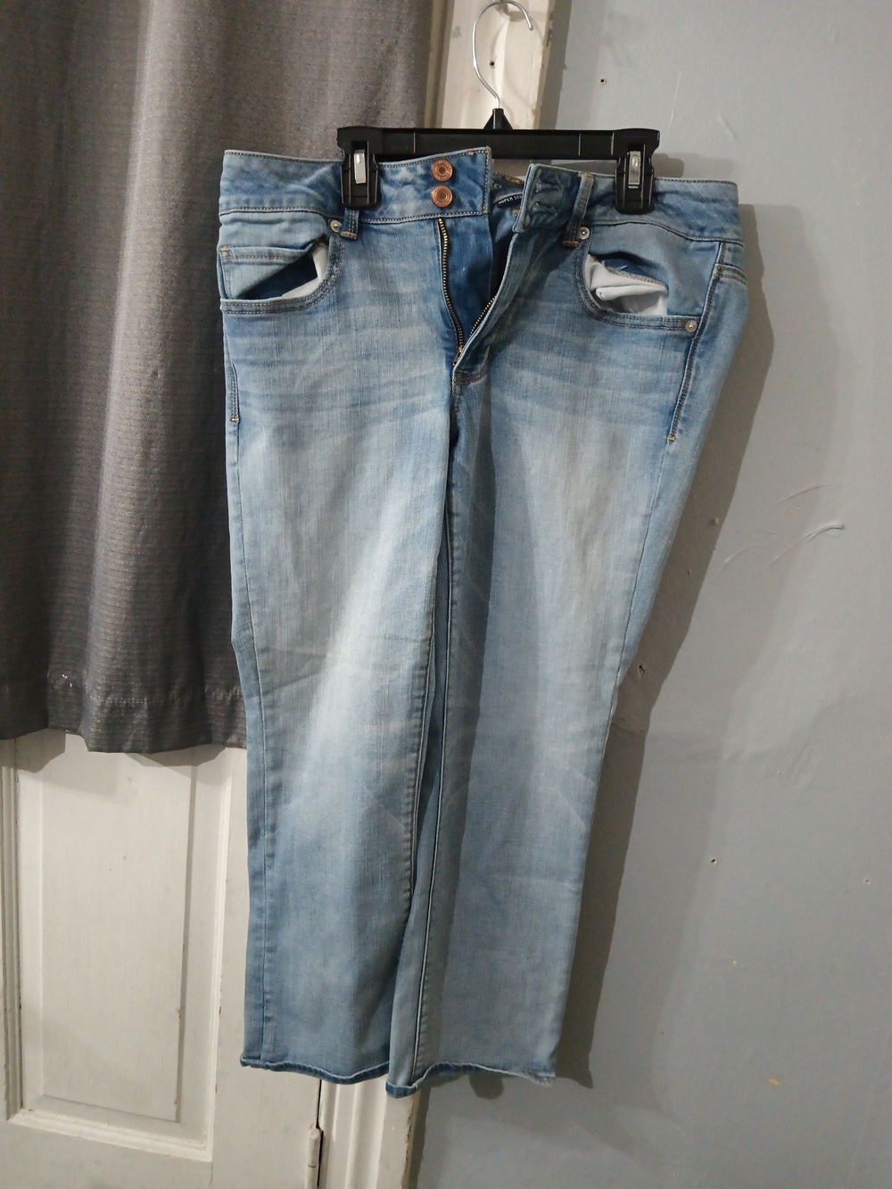 American Eagle Outfitters Light Blue Slim Straight Jeans
